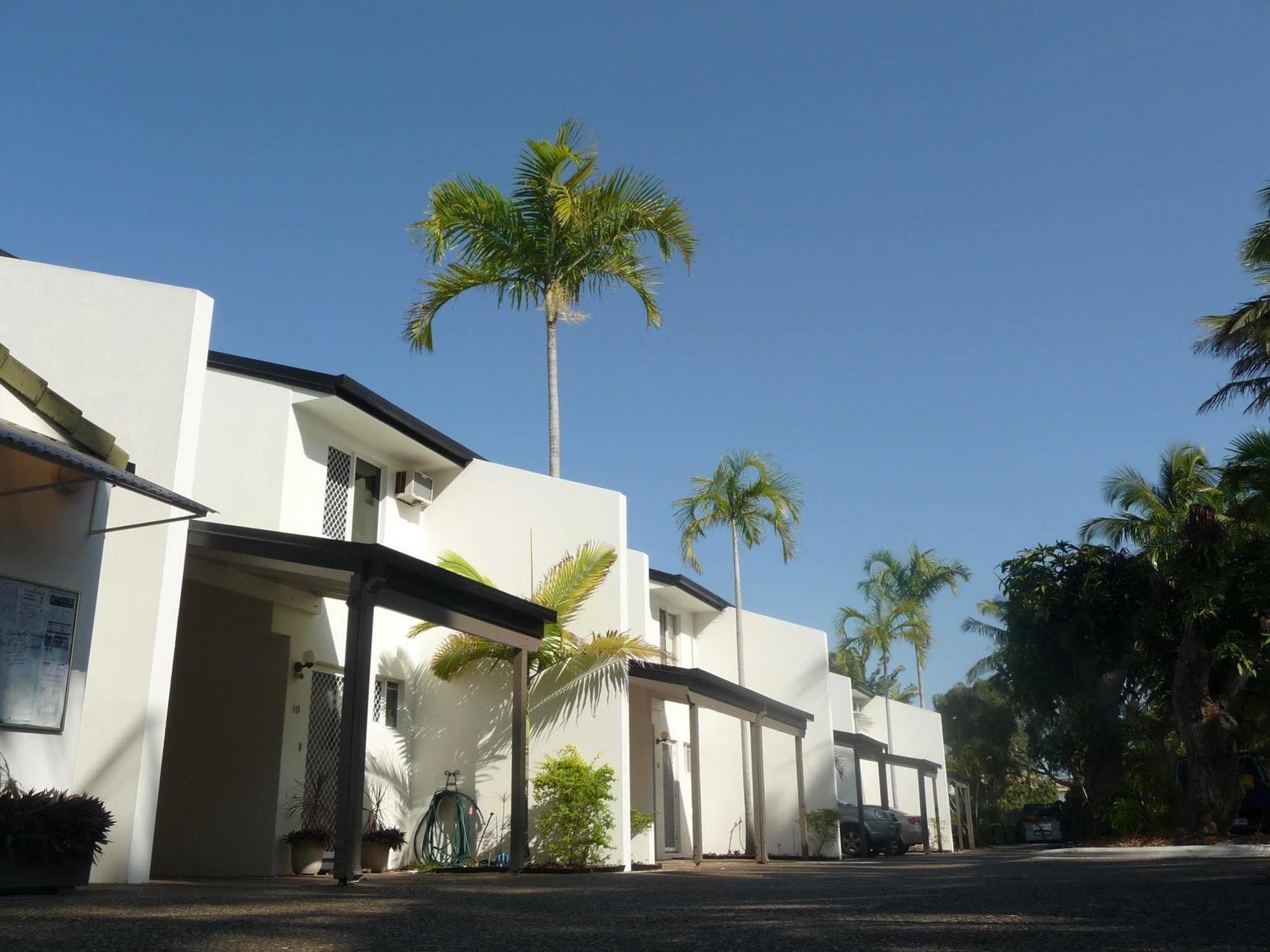 The Shores Holiday Apartments Mackay Exterior photo